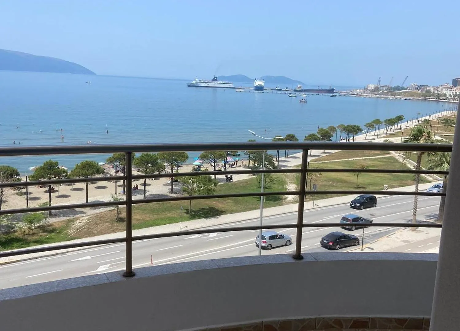 Tie Vlore Beachside Apartment 0*,  Albania